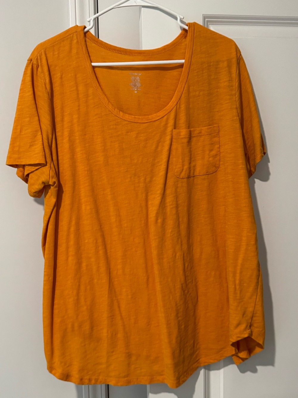 Women's Short Sleeve Pocket Tee